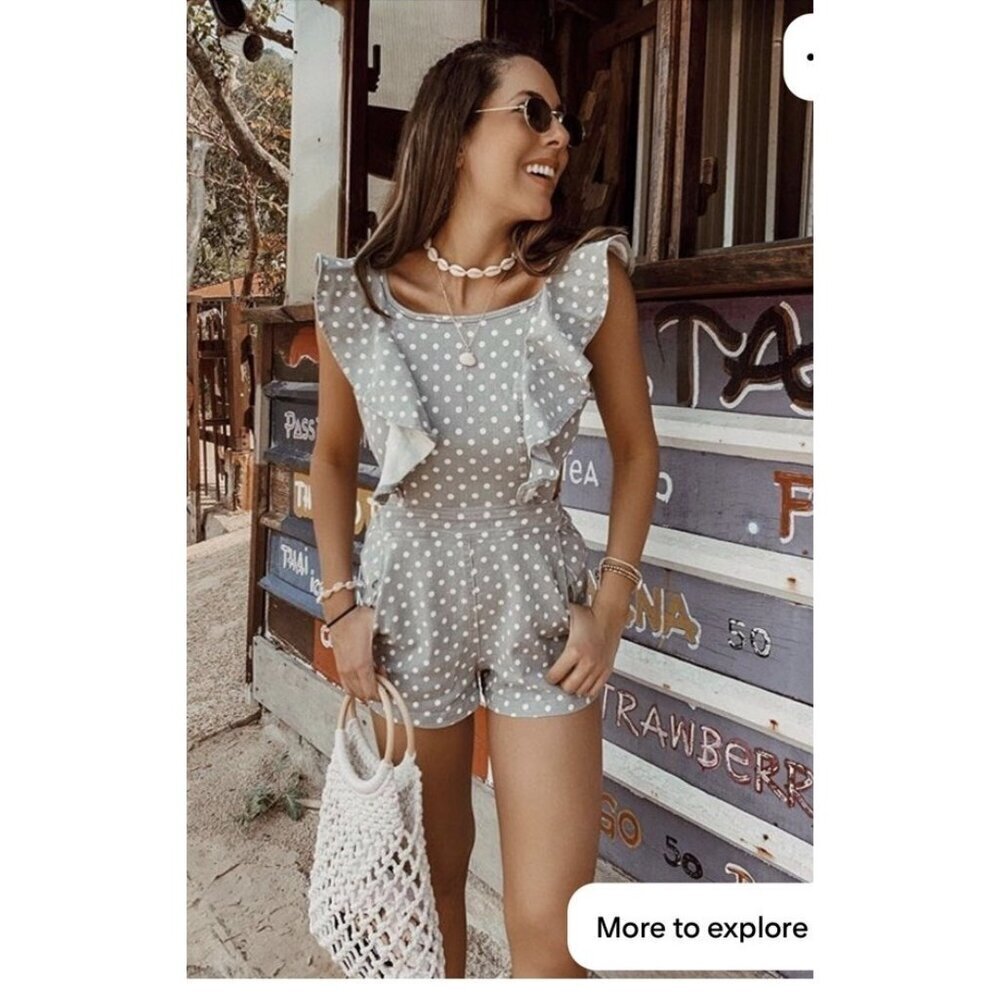 Do+be Women’s Polka Dot Romper Small